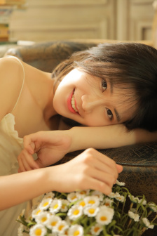 巨胸美乳中文